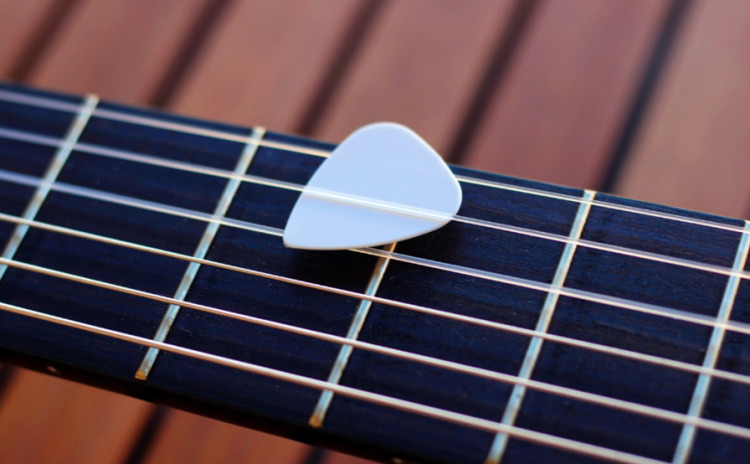 ギターピック完全ガイド｜選び方・種類・おすすめモデル・正しい使い方を徹底解説