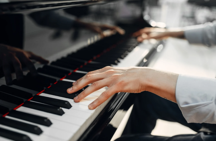 社会人のためのピアノレッスン完全ガイド｜初心者でも安心して続けられる大人の音楽時間