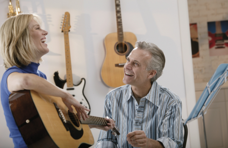 【徹底解説】憧れの曲を今すぐ弾きたい方へ！好きな曲で学べる楽器教室の選び方と挫折しない上達ロードマップ