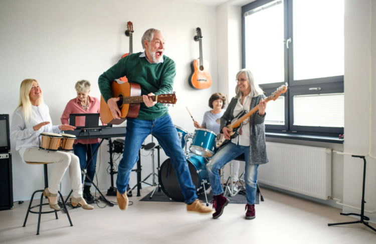 【2026年最新版】60代からの音楽教室選び｜おすすめ楽器・費用・脳トレ効果を徹底解説！初心者でも安心のガイド